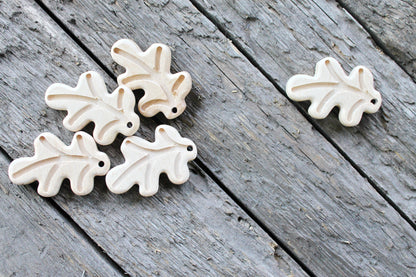 Oak leaf-pendant made of beech-wood, natural wooden teether, eco-friendly - Natural Wooden Toy - Teether - Handmade wooden teether