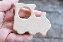 Load image into Gallery viewer, Lokomotive-teether, natural, eco-friendly - Natural Wooden Toy - beech Teether - Handmade wooden teether
