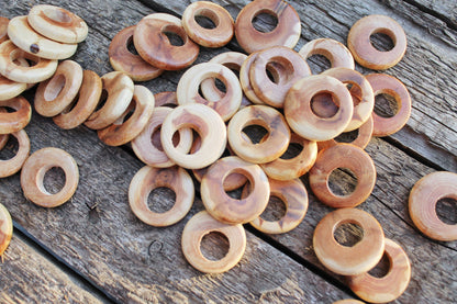 Set of 5 juniper wooden rings with displaced hole - natural eco friendly