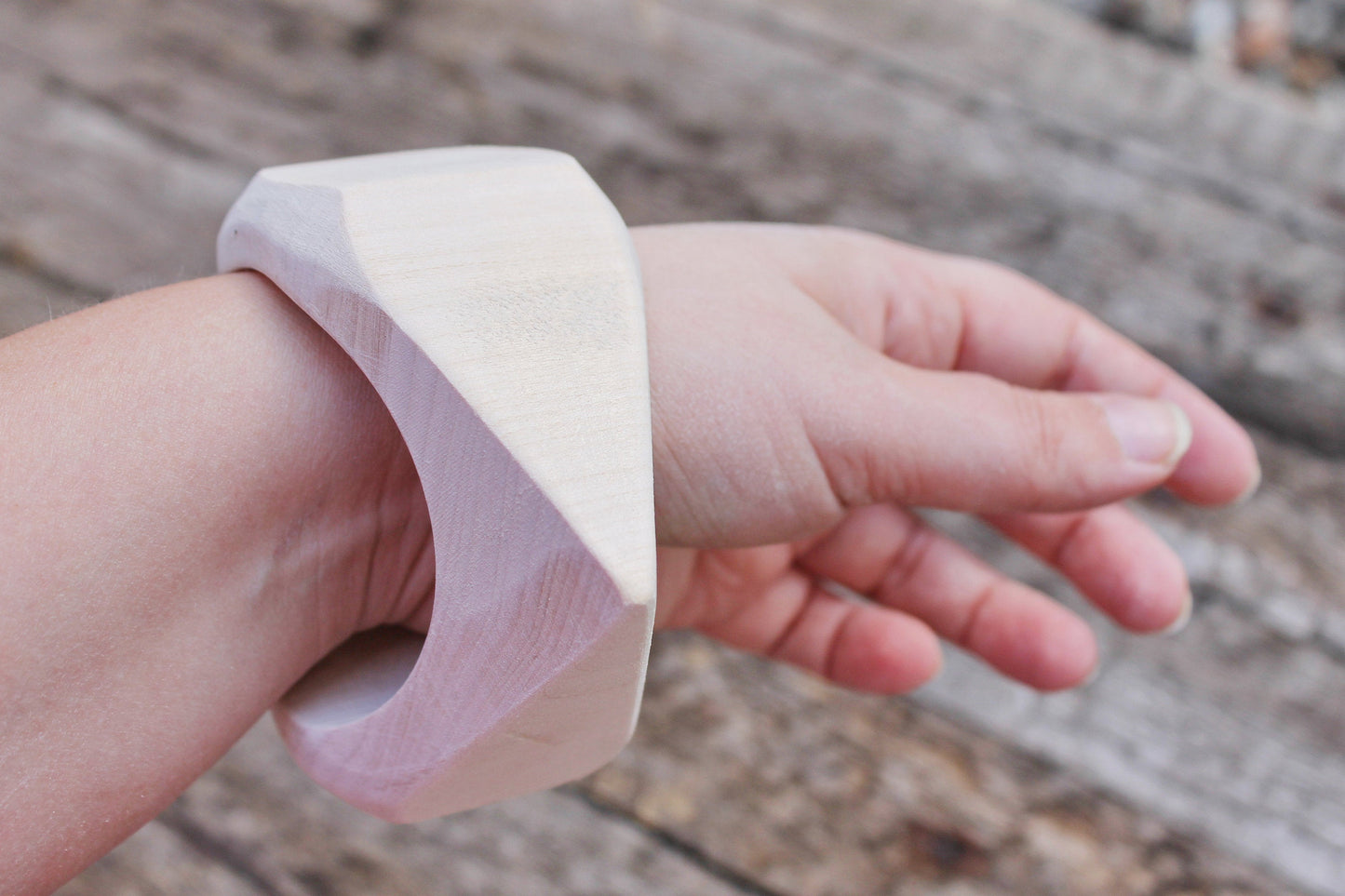 40 mm Wooden rhomboid bangle unfinished - with rounded corners - natural eco friendly