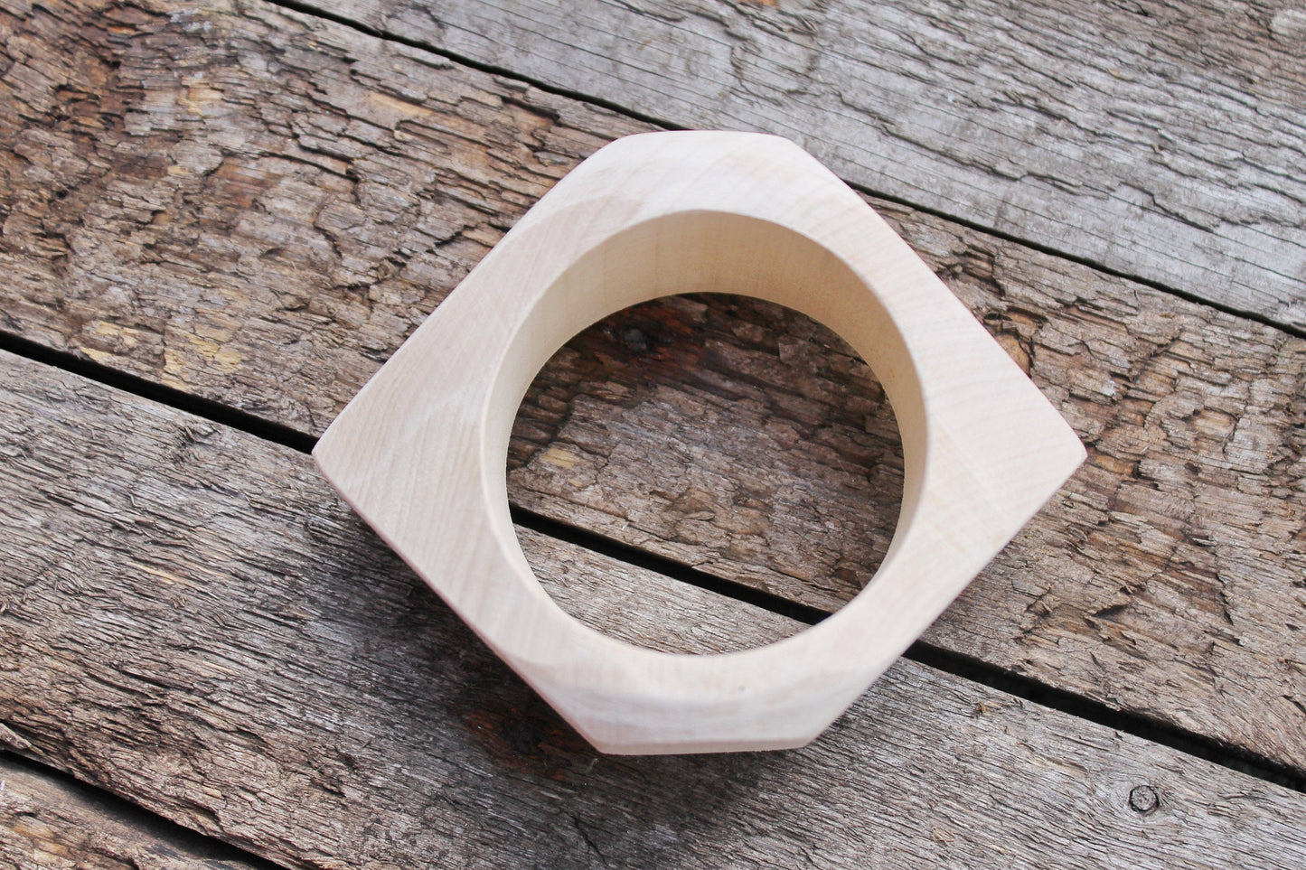 40 mm Wooden rhomboid bangle unfinished - with rounded corners - natural eco friendly