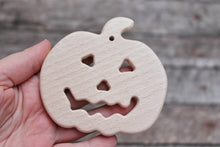 Load image into Gallery viewer, Pumpkin-teether, Halloween toy, natural, eco-friendly - Natural Wooden Toy - beech Teether - Handmade wooden teether

