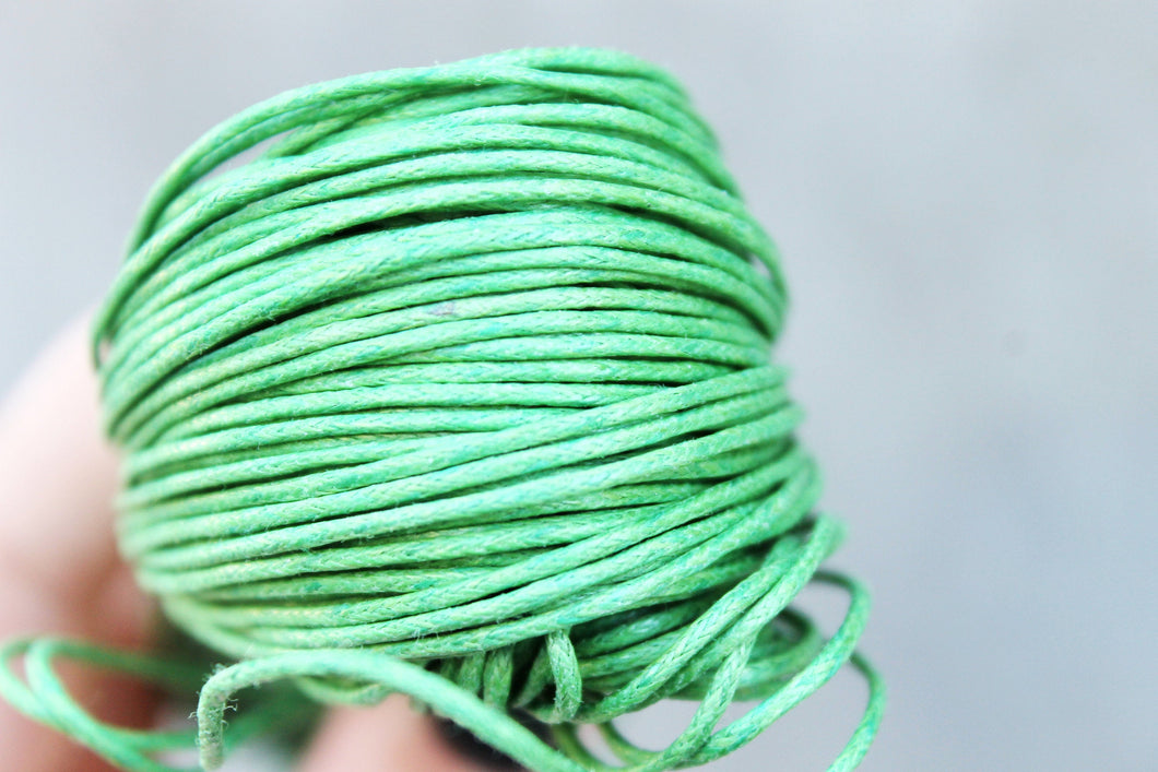 Green Wax Cotton Cord 1mm 10 meters - 10,9 yards or 32,8 feet