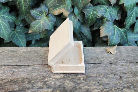 Book-box 95x75x37 mm - eco-friendly - made of alder wood - wooden book-box