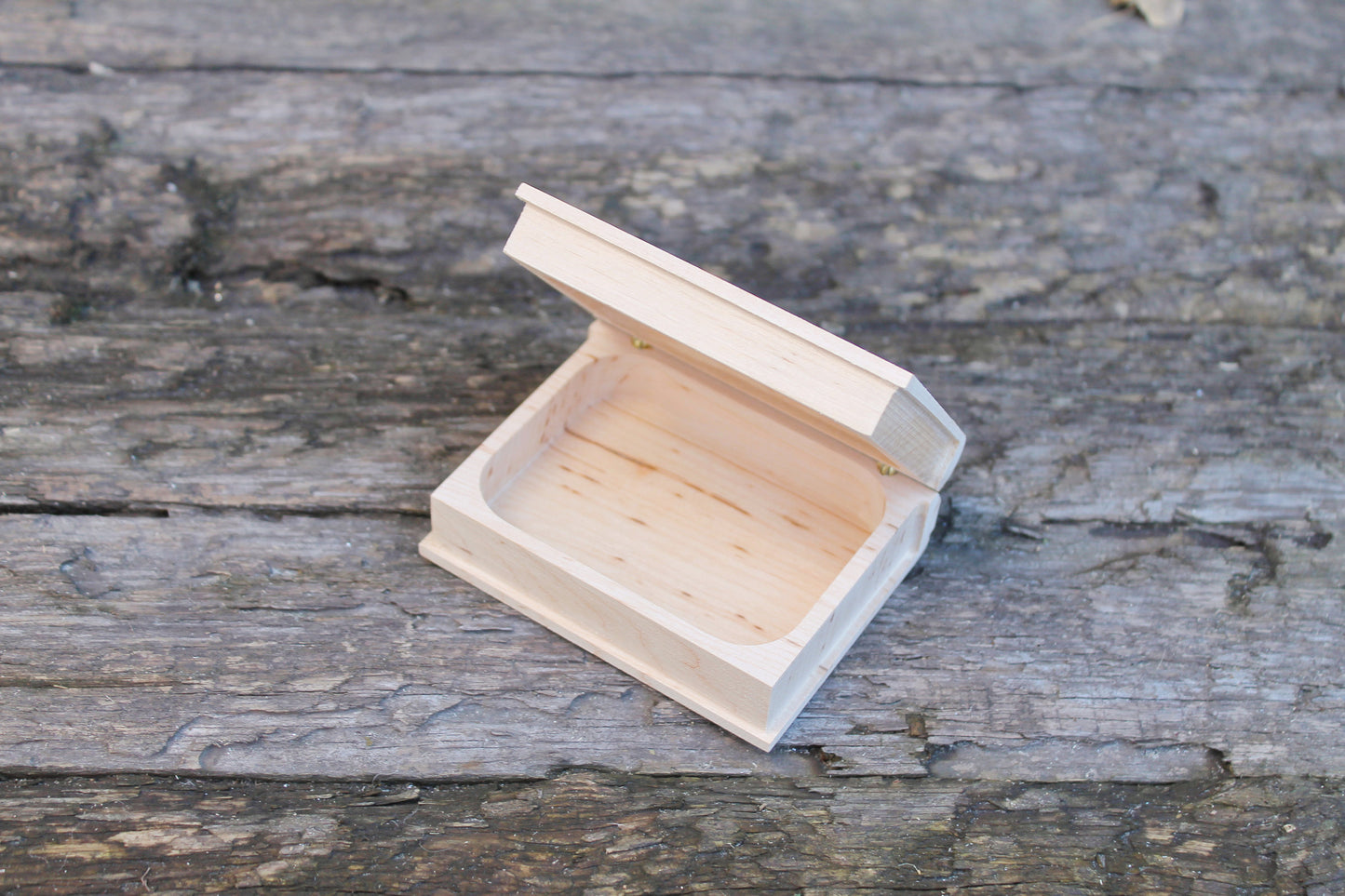 Book-box 95x75x37 mm - eco-friendly - made of alder wood - wooden book-box