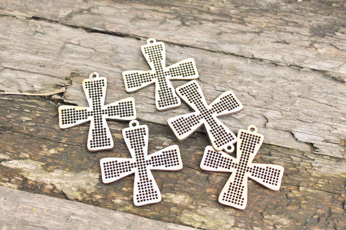 SET OF 5 - CROSS - Cross stitch pendant blank - blanks Wood Needlecraft Pendant, Necklace or Earrings - wooden cross stitch blank