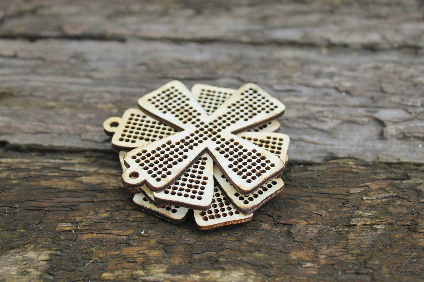 SET OF 5 - CROSS - Cross stitch pendant blank - blanks Wood Needlecraft Pendant, Necklace or Earrings - wooden cross stitch blank