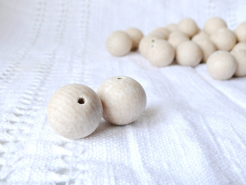 25 mm Wooden beads 50 pcs - natural eco friendly