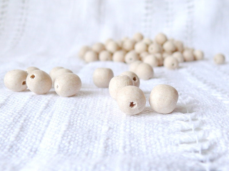 11 mm natural wooden beads 25 pcs - eco friendly - beech wood