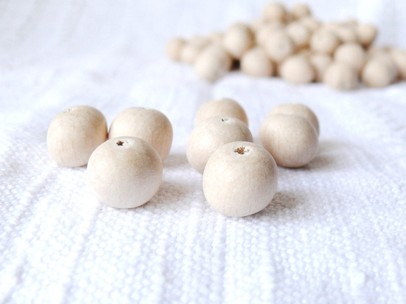 13 mm Natural unfinished wooden beads 50 pcs - eco friendly - beech wood