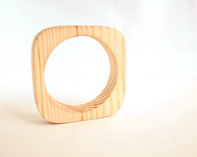 Load image into Gallery viewer, 20 mm Wooden bracelet unfinished square - natural eco friendly
