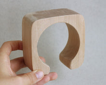 Load image into Gallery viewer, 40 mm Wooden cuff unfinished square with break - natural eco friendly
