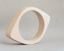 Load image into Gallery viewer, 20 mm Wooden bangle unfinished eye shape - natural eco friendly
