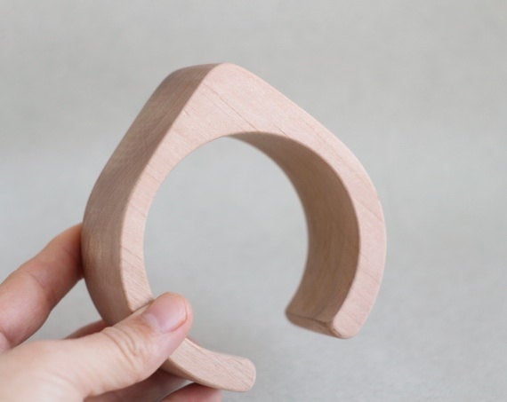 45 mm Wooden cuff unfinished drop shape - natural eco friendly