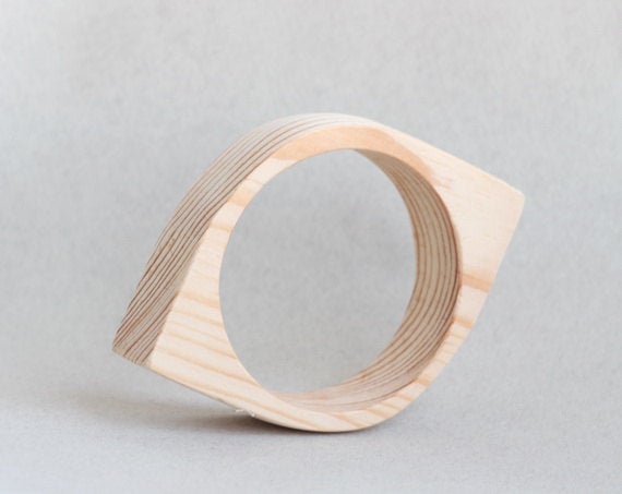 25 mm Wooden bangle unfinished corner - natural eco friendly