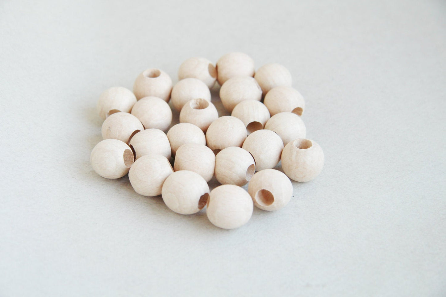 18  mm Wooden beads 50 pcs - big hole 6 mm - natural eco friendly