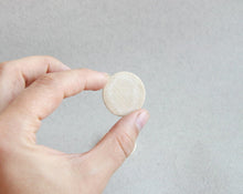 Load image into Gallery viewer, 25 mm (1&quot;) Unfinished Wooden Circles (pendant)  - natural eco friendly - 10 pcs

