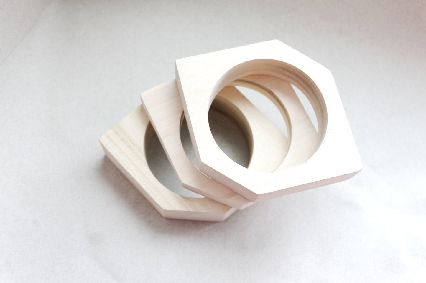25 mm Wooden rhomboid bangle unfinished - natural eco friendly