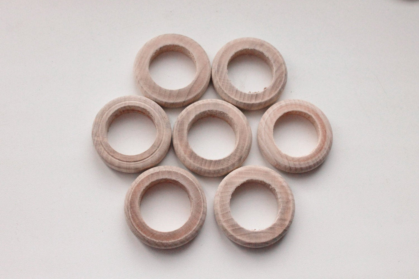 Unfinished Wooden rings - 40 mm (1,57")  - natural eco friendly - 5 pcs - made of beech wood