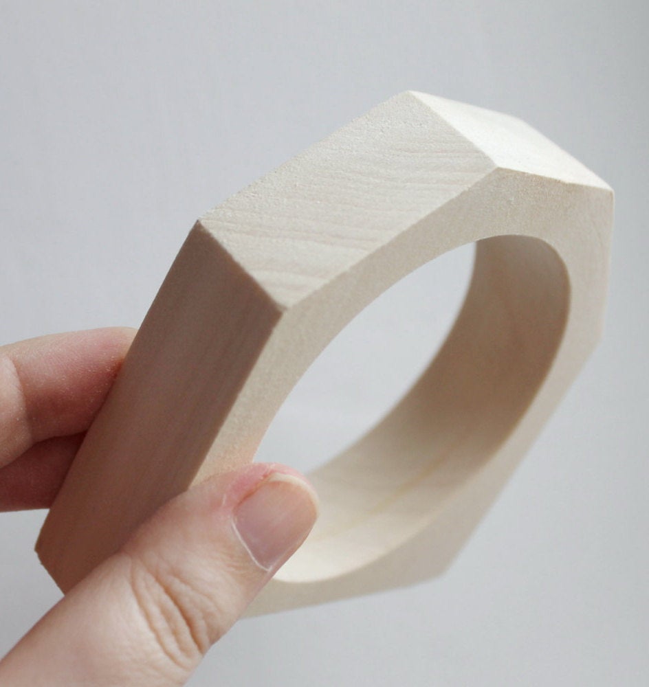 25 mm Wooden bangle unfinished hexahedral - natural eco friendly