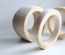 Load image into Gallery viewer, 25 mm Wooden bangle unfinished round with two corners on the top - natural eco friendly

