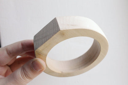 30 mm Wooden bangle unfinished round with two corners on the top - natural eco friendly
