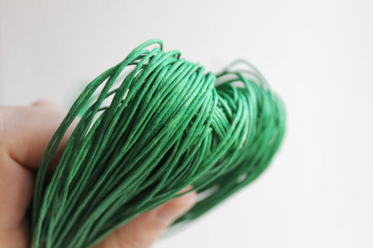 Irish green Wax Cotton Cord 1mm 10 meters - 10,9 yards or 32,8 feet