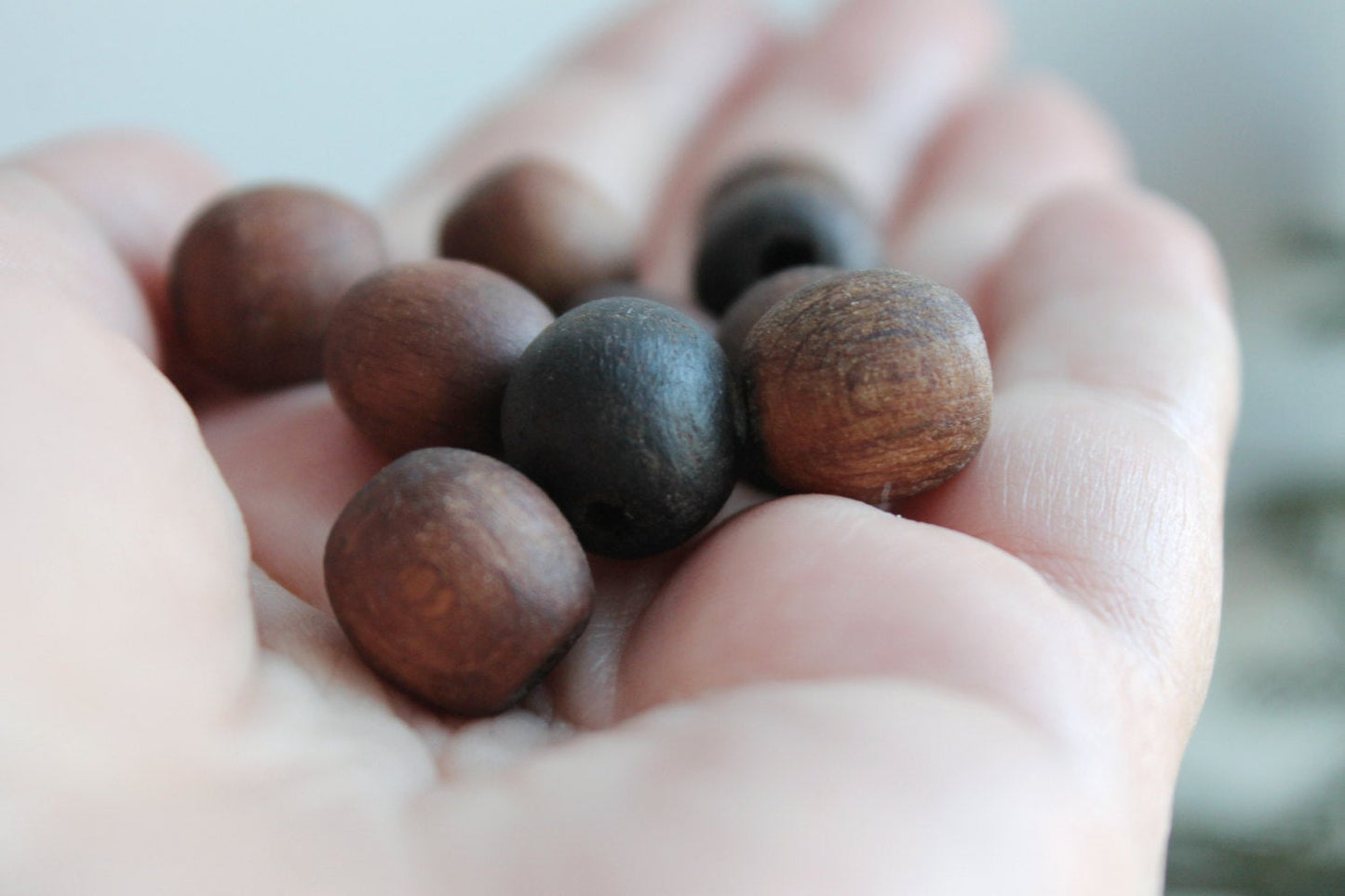 13 mm Wooden textured beads 10 pcs - natural, eco-friendly beads - boiled in olive oil - beech wood