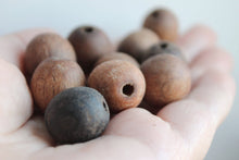 Load image into Gallery viewer, 18 mm Wooden textured beads 10 pcs - natural, ECO-FRIENDLY beads - boiled in olive oil
