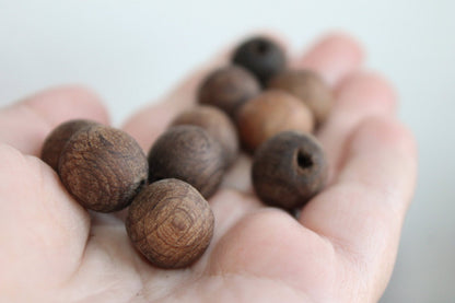 15 mm Wooden textured beads 50 pcs - natural, ECO-FRIENDLY beads - boiled in olive oil