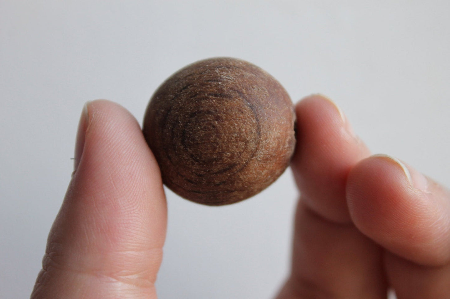 25 mm Wooden textured beads 10 pcs - natural, ECO-FRIENDLY beads - boiled in olive oil