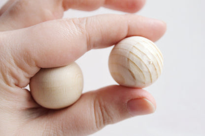 25 mm wooden beads (wooden ball) WITHOUT hole - 10 pcs - natural eco friendly - made of beech wood