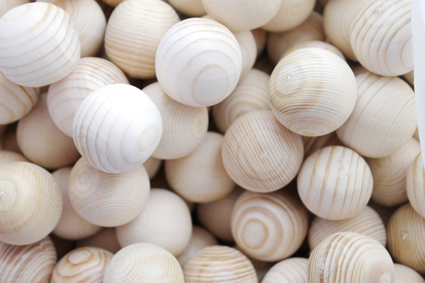 25 mm wooden beads (wooden ball) WITHOUT hole - 10 pcs - natural eco friendly - made of beech wood