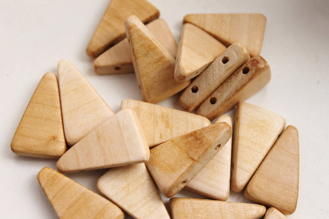 Triangular wooden textured beads with four holes - natural eco friendly - set of 100 pcs