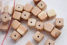 Load image into Gallery viewer, Juniper aroma cubes 15x15 mm Natural polished - 10 pcs - eco friendly
